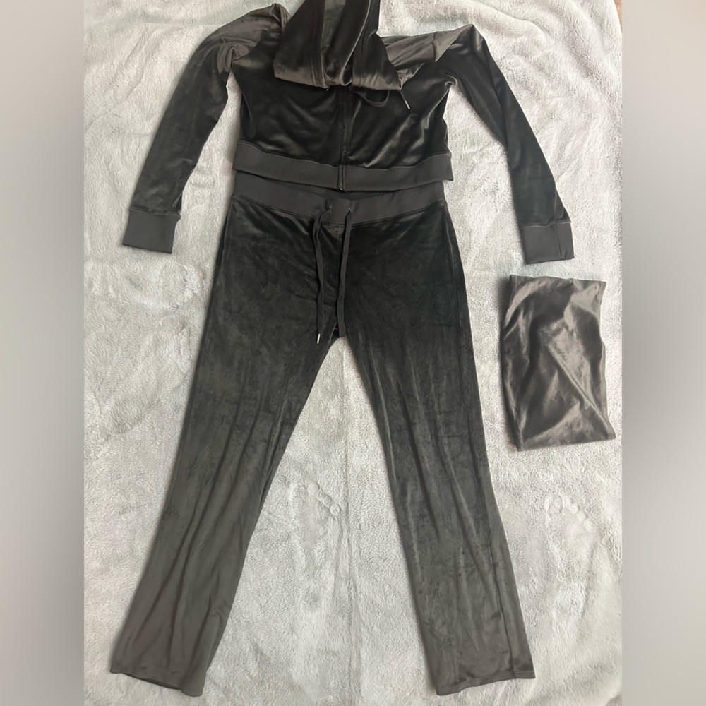 Aerie Velour Lounge Set size Large/ Bandeau size Medium